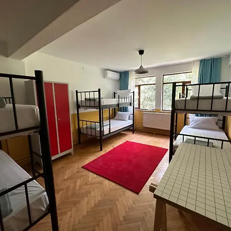 Koza Coffee & Chill Hotel *