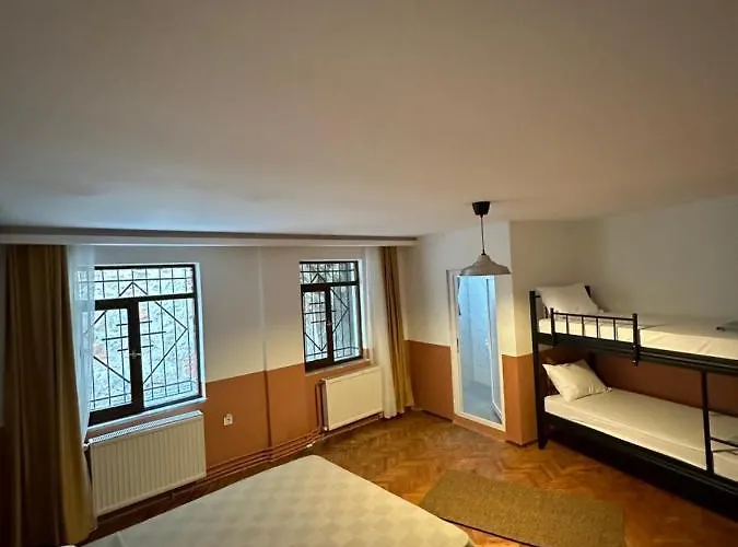 Koza Coffee & Chill Hotel