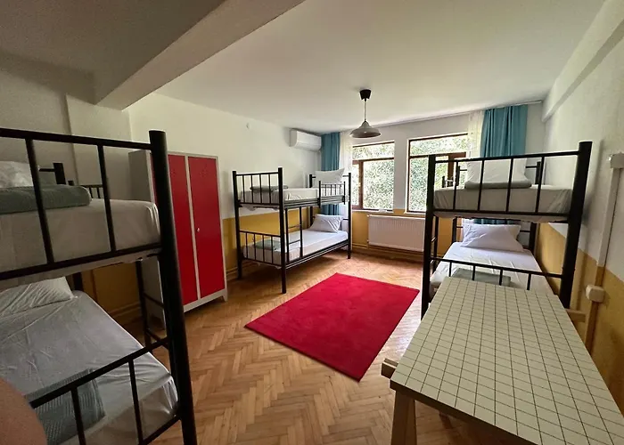 Koza Coffee & Chill Hotel *